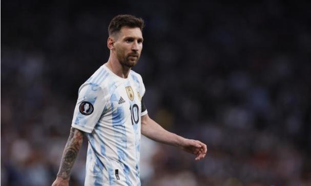 韩占武，被免职